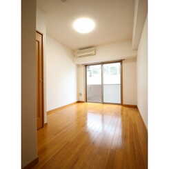 プレール御茶ノ水弐番館のサムネイル