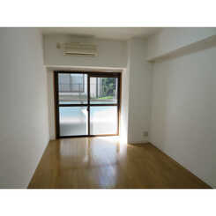 プレール三田のサムネイル