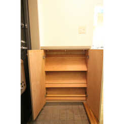 プレール市ヶ谷納戸町のサムネイル