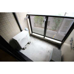 プレール市ヶ谷納戸町のサムネイル