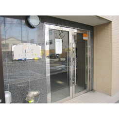 プレール市ヶ谷納戸町のサムネイル