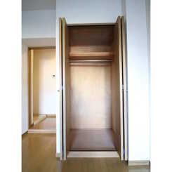 プレール新宿余丁町のサムネイル