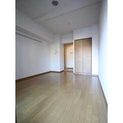 プレール新宿余丁町のサムネイル