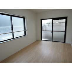 プレール中野のサムネイル