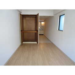 プレール中野坂上のサムネイル