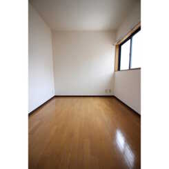 プレール明大前のサムネイル