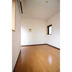 プレール明大前のサムネイル