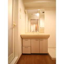 プレール日本橋弐番館のサムネイル