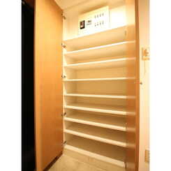 プレール日本橋弐番館のサムネイル