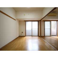 プレール日本橋弐番館のサムネイル