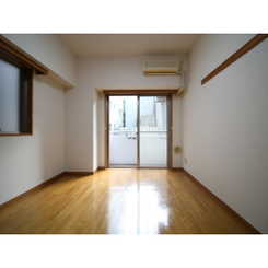 プレール日本橋弐番館のサムネイル