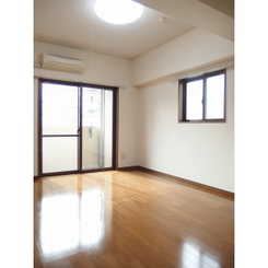 プレール 越谷のサムネイル