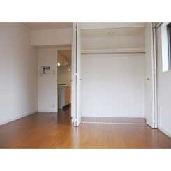 プレール・ドゥーク西新宿のサムネイル