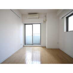 プレール・ドゥーク銀座EASTのサムネイル