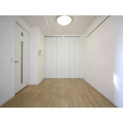 プレール・ドゥーク銀座EASTのサムネイル