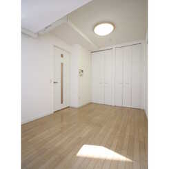 プレール・ドゥーク銀座EASTのサムネイル