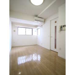 プレール・ドゥーク銀座EASTのサムネイル