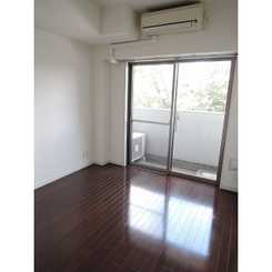 プレール・ドゥーク馬込駅前のサムネイル