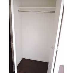 プレール・ドゥーク馬込駅前のサムネイル