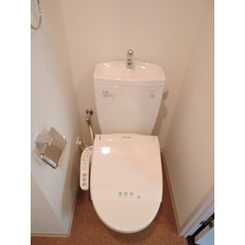 プレール・ドゥーク馬込駅前のサムネイル