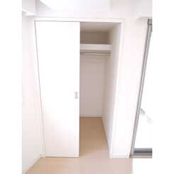 プレール・ドゥーク東京EASTのサムネイル