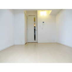 プレール・ドゥーク東京EASTのサムネイル