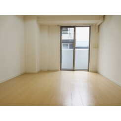 プレール・ドゥーク東京EASTのサムネイル