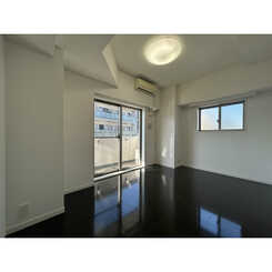 プレール・ドゥーク秋葉原Ⅱのサムネイル