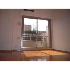 プレール・ドゥーク早稲田のサムネイル