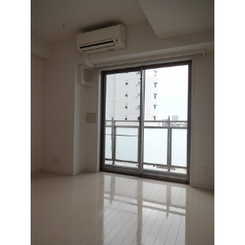 プレール・ドゥーク東京EASTⅢのサムネイル