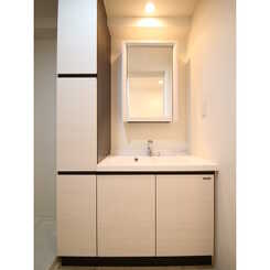 プレール・ドゥーク秋葉原EASTのサムネイル