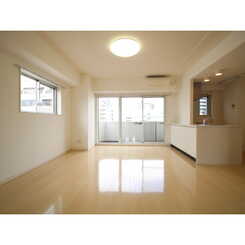 プレール・ドゥーク秋葉原EASTのサムネイル