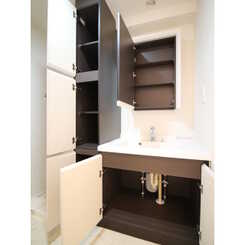 プレール・ドゥーク秋葉原EASTのサムネイル