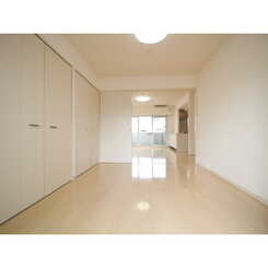 プレール・ドゥーク秋葉原EASTのサムネイル