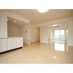 プレール・ドゥーク秋葉原EASTのサムネイル