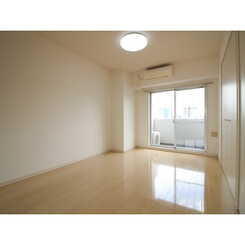 プレール・ドゥーク秋葉原EASTのサムネイル