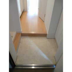 プレール・ドゥーク三鷹のサムネイル