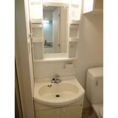 プレール・ドゥーク三鷹のサムネイル