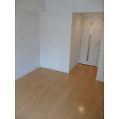 プレール・ドゥーク三鷹のサムネイル