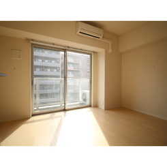 プレール・ドゥーク両国のサムネイル