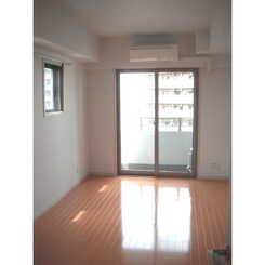 プレール・ドゥーク巣鴨のサムネイル