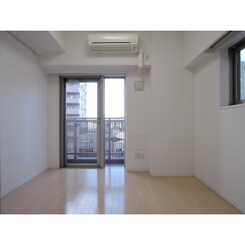 プレール・ドゥーク目白のサムネイル