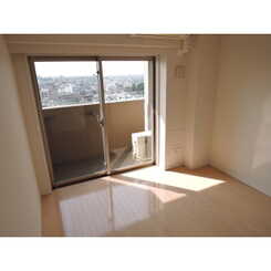 プレール・ドゥーク目白のサムネイル