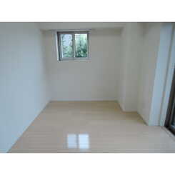 プレール・ドゥーク目白のサムネイル