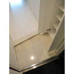 プレール・ドゥーク新宿御苑Ⅱのサムネイル