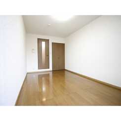 アムール Sのサムネイル