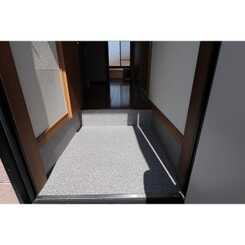 アムール英のサムネイル