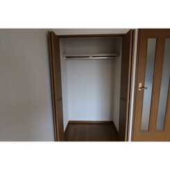 アムール英のサムネイル