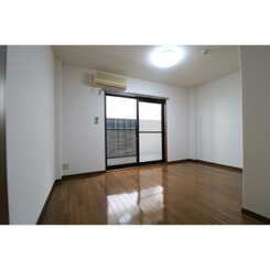 アムール 美貴のサムネイル