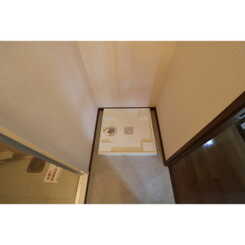 アムール 美貴のサムネイル